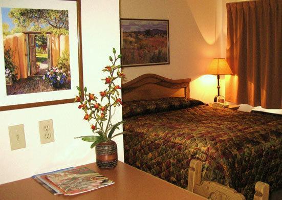 The Santa Fe Suites Buitenkant foto